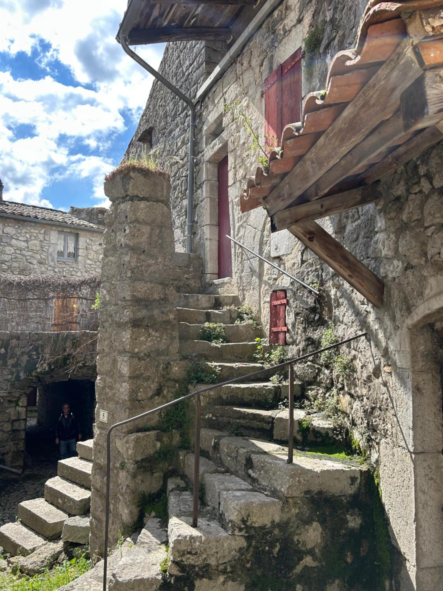 Les Chalets De Labeaume Exterior photo